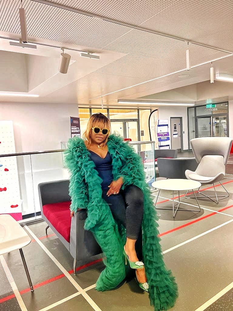 Emerald Asymmetric Tiered Tulle Statement Coat with Train – St Zandas